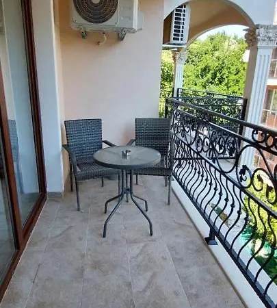 Valencia Gardens & Studio, Nessebar